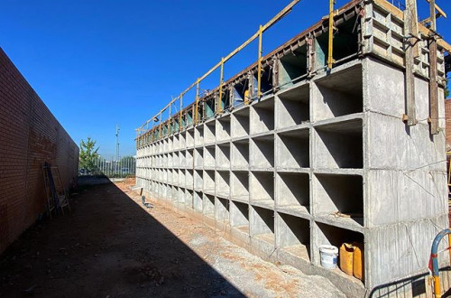 Cementerio Municipal en Osona